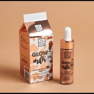 4/$25 NWOT Fabfitfun Glow Milk Blind Date